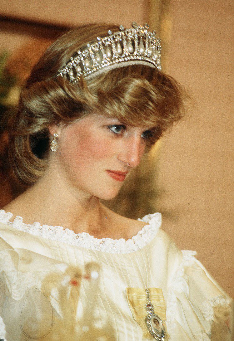 20歲嫁入英國皇室的黛安娜王妃，97年8月在法國因車禍當中過世，雖然在36歲早逝...