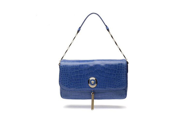 VERSACE 春夏 Cobalt Blue Crocodile Leather Small Vanitas Bag。圖／VERSACE提供