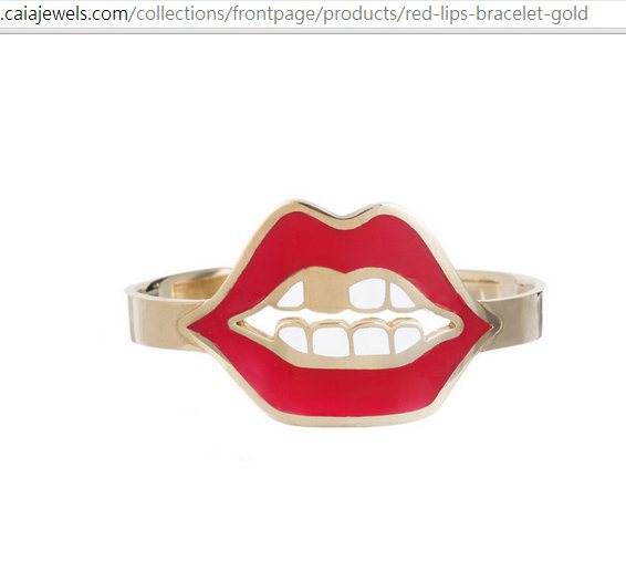 紅唇手環是 Chiara Ferragni 創立的珠寶品牌 CAIA JEWEL...