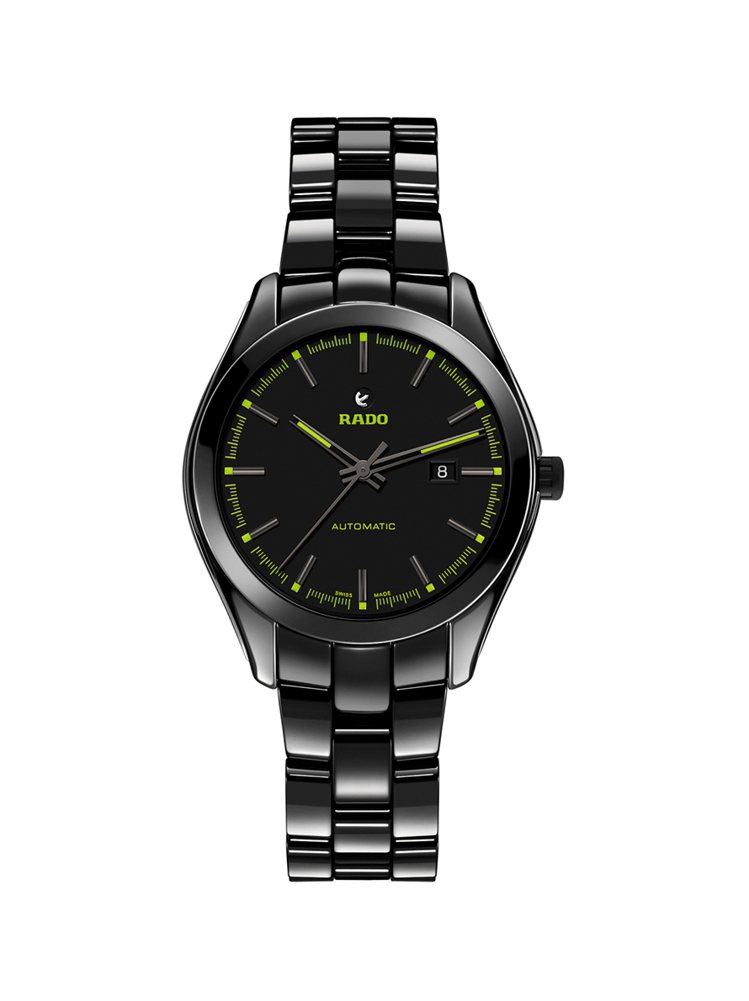 雷達表皓星系列Court高科技陶瓷自動計時腕表，綠色時標與指針代表網球的草地球場，96,500元。圖／雷達表提供