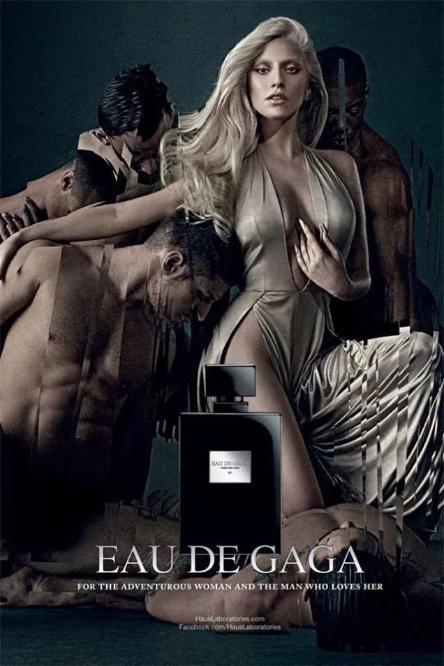 女神卡卡推出第二支香水「Eau de Gaga」，廣告延續她上一支「fame」女香的風格，裸男依舊是重要的配角，不過這次不玩縮小燈，使用的是正常比例的男模。圖／擷取自jezebel.com