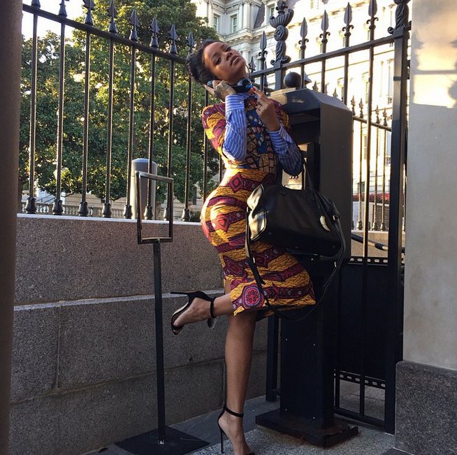 蕾哈娜還特地跑到白宮上演搞笑情境劇。圖／擷自instagram
