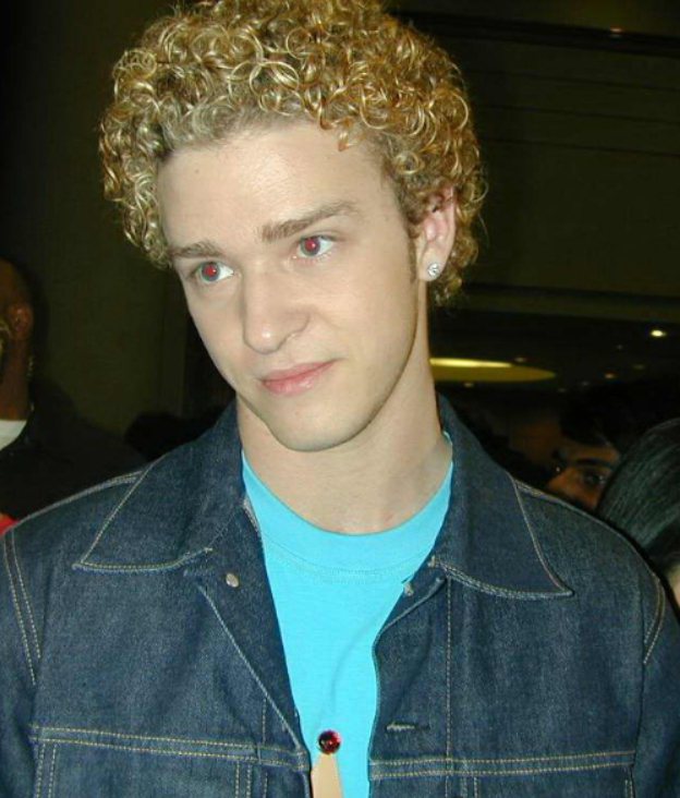 「超級男孩」時期的賈斯汀（Justin Timberlake）留有一頭金色捲捲頭...