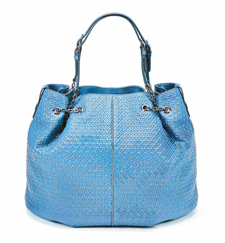 TOD'S漆皮皮革Signature水藍色托特包、58,800元。圖／TOD'S提供