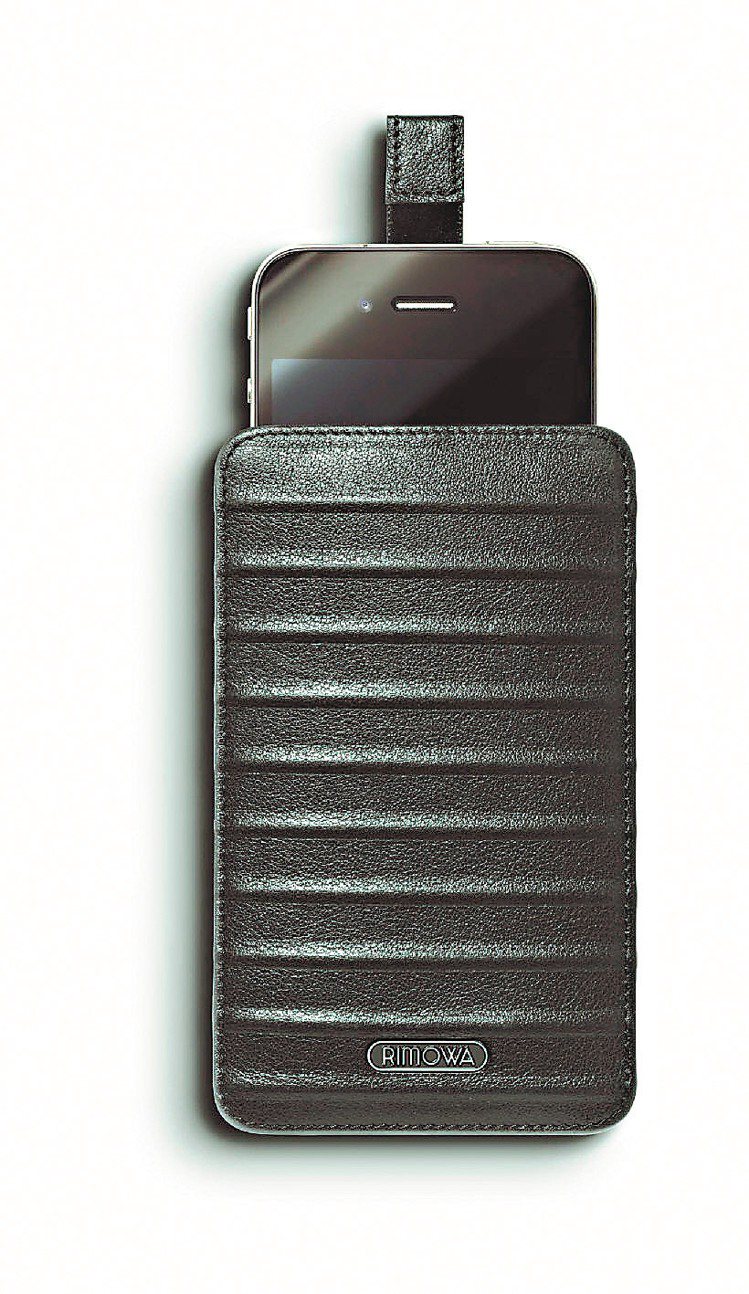 RIMOWA皮革iPhone套，3,980元。圖／RIMOWA提供