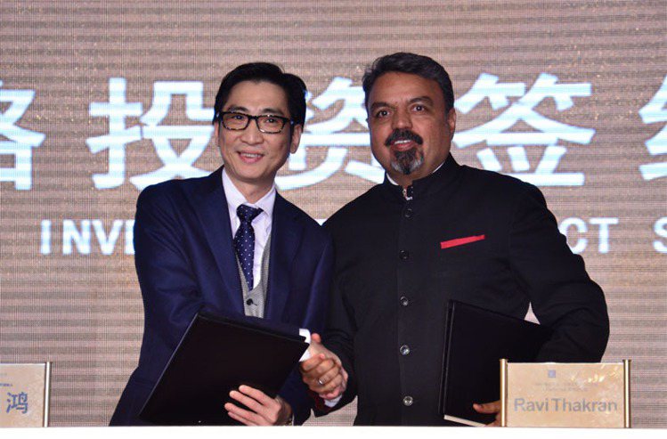 Jorya總裁孫瑞鴻（左）入選富比士公布25位「大中華時尚圈最具影響力人物」。 圖／伊林模特兒經紀公司提供
