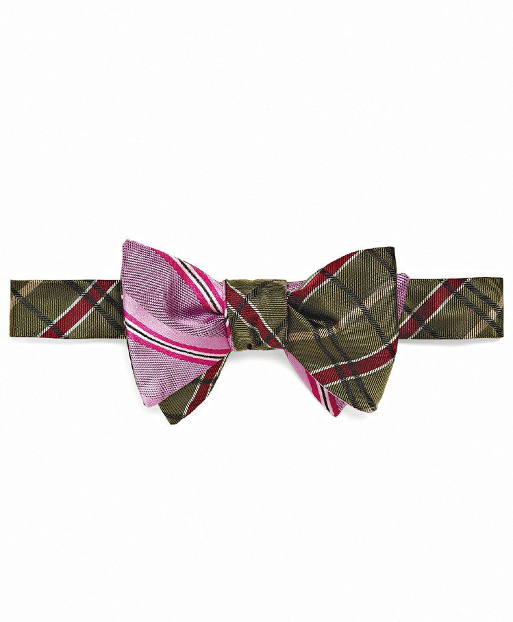 Brooks Brothers粉紅領結，3,280元。圖／迪生提供