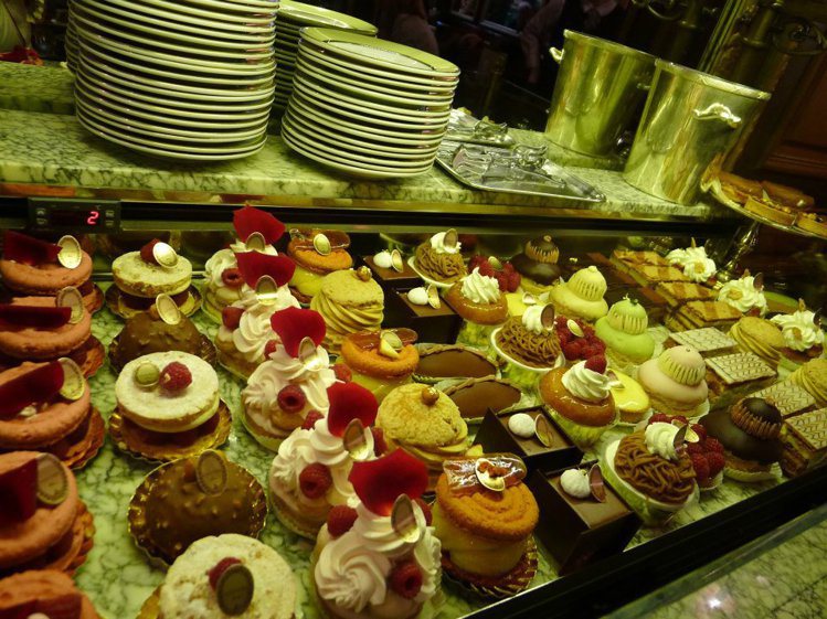 巴黎的甜點是許多女孩心中的夢幻逸品。圖／林靜汶提供