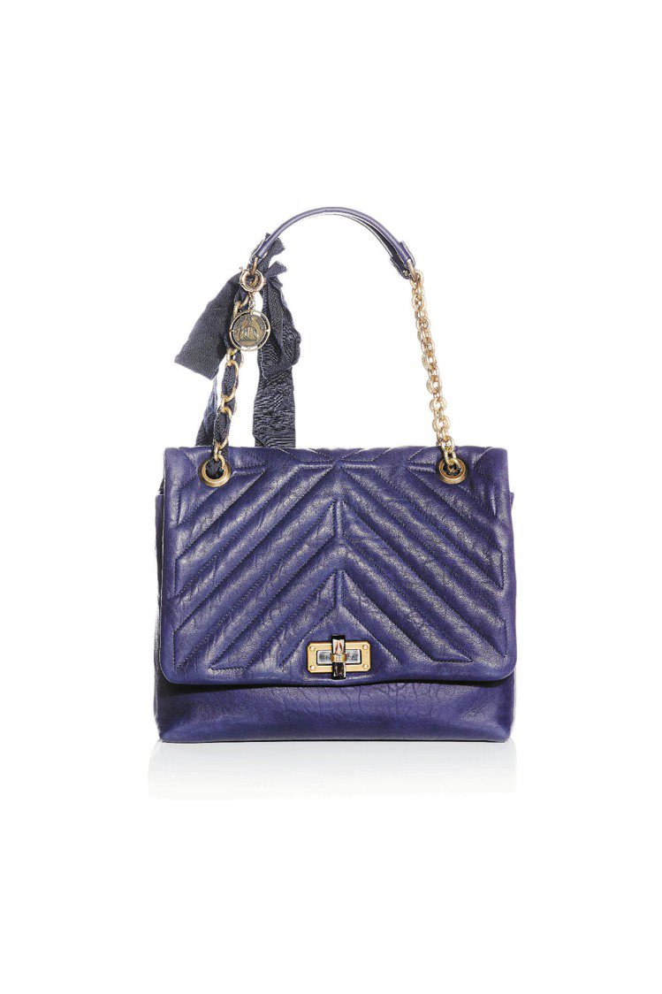 LANVIN藍色Happy Bag，81,300元。圖／LANVIN提供