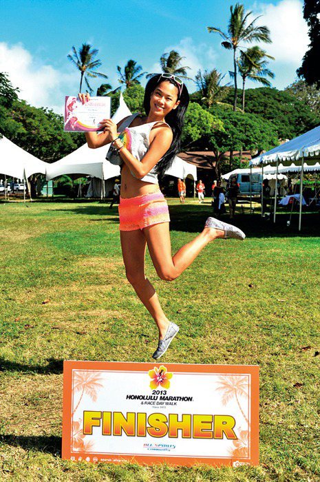 外型無敵陽光、身材好到令人垂涎的王麗雅，當了10年模特兒，一直到最近兩年開始玩起跑步和三鐵，瞬間變成許多運動愛好者心中的新女神。圖／she.com Taiwan