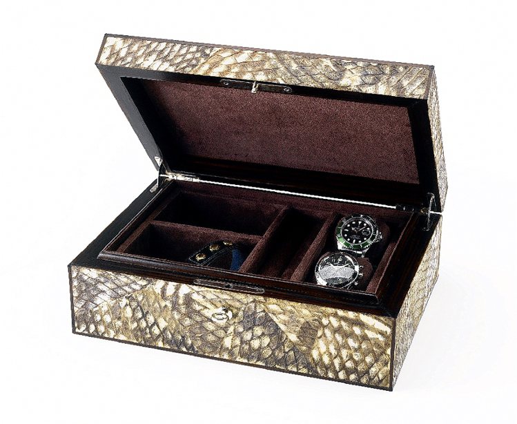金魚皮珠寶盒，售價請洽寬庭。圖／寬庭提供