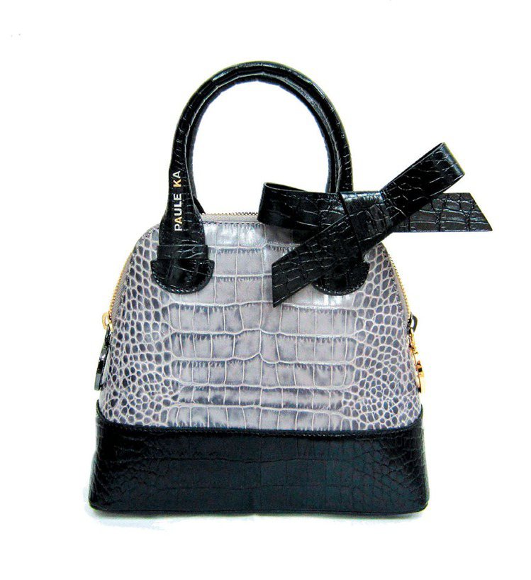 小牛皮壓漆皮鱷魚紋提包（蝴蝶結可拆），定價2萬2800元。圖／PAULA KA提供