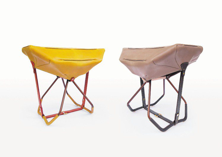 「Objets Nomades」商品，Patricia Urquiola設計的摺凳。圖／LV提供