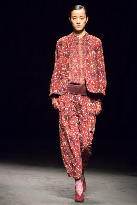 愛馬仕在上海發表秋冬秀，寬鬆的褲裝是本季的重點。圖／HERMES提供
