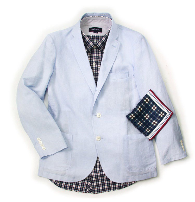 水藍西裝外套890、格紋襯衫90、經典方巾90。圖／NEWYORKER提供