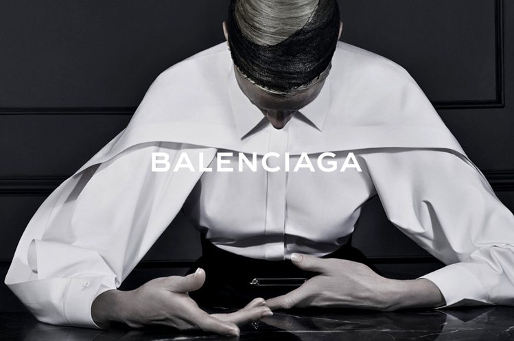 Balenciaga邀名模拍廣告，但幾乎不見美女的臉孔。圖／Balenciaga提供