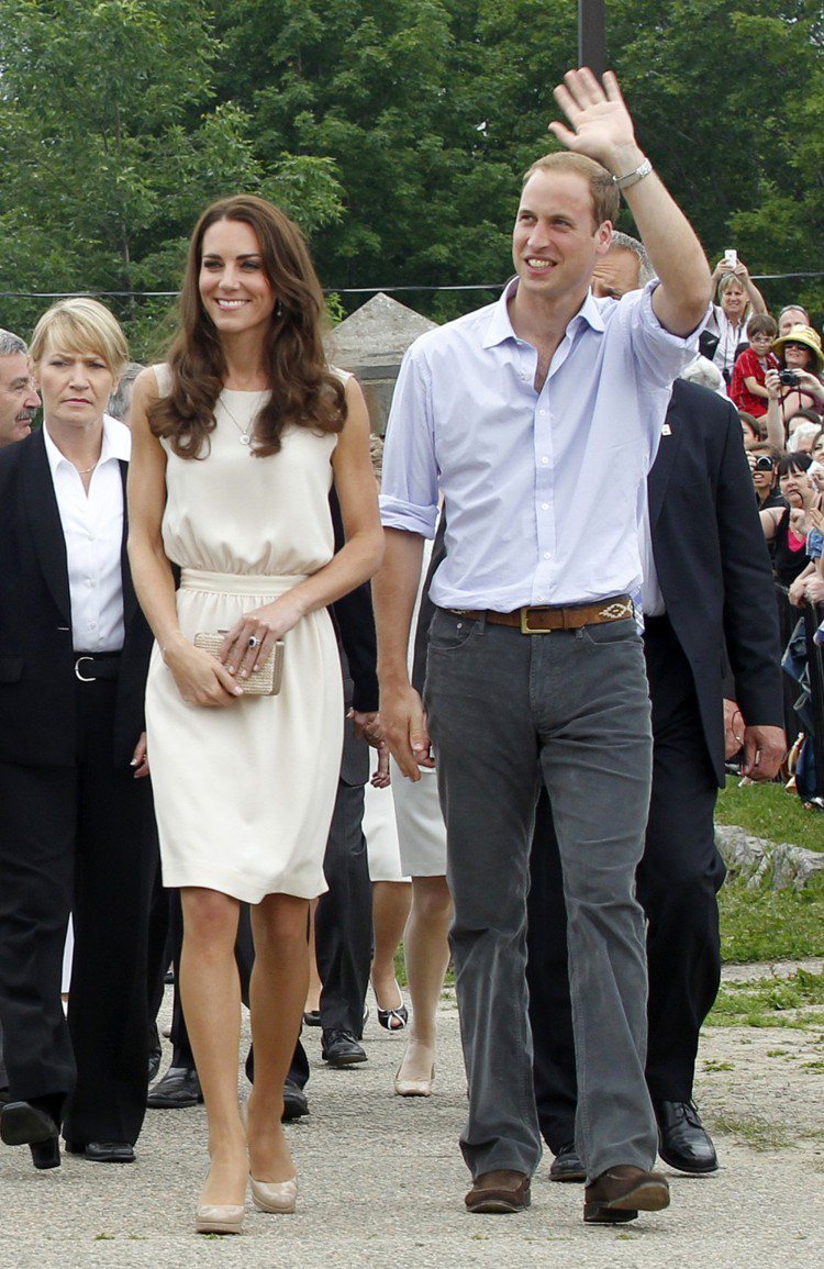 從跟英國威廉王子交往開始，凱特（Kate Middleton）的一舉一動始終是眾人關注的焦點。曾在時尚品牌任職的她對於服裝的穿著十分講究。圖／she.com.tw提供