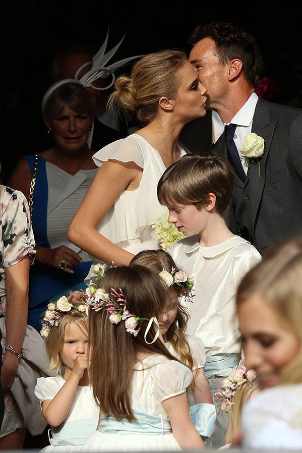 婚禮會場有許多戴著花冠的可愛小花童。圖；文／美麗佳人