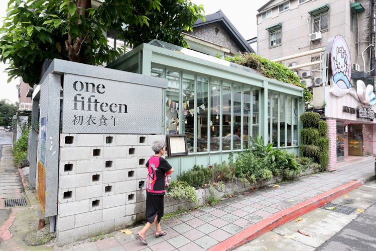 位於台北大安路上的初衣食午是個結合餐廳的複合通路。記者陳立凱／攝影