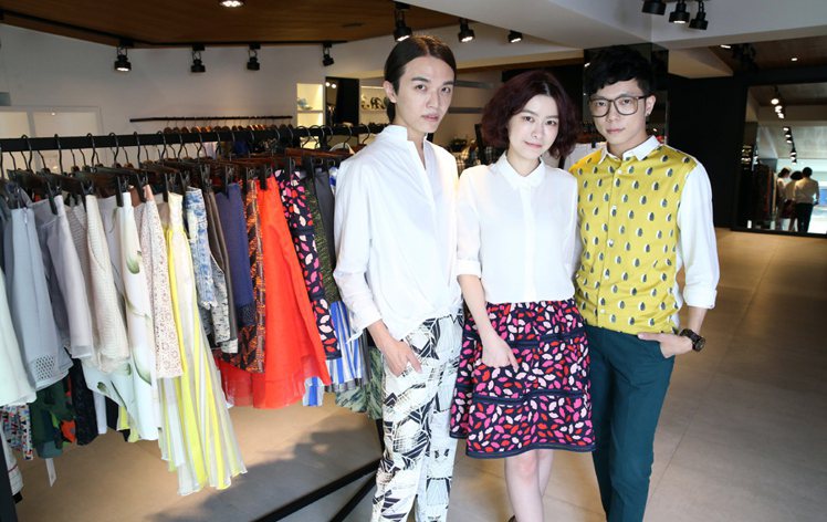 DRESS CODE服裝店設計團隊大王（左）、桃樂絲（中）、老游（右）。記者趙文...