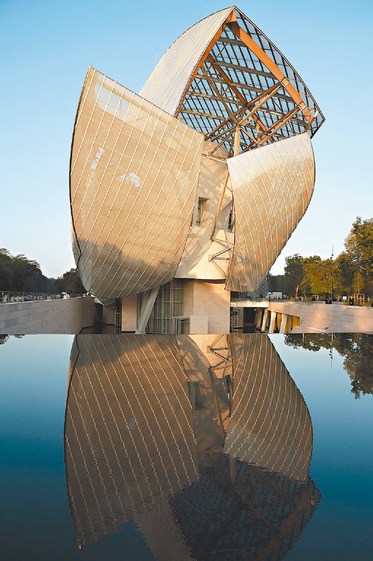 Frank Gehry打造的路易威登藝術基金會，建築結構令人驚豔。圖／LV提供