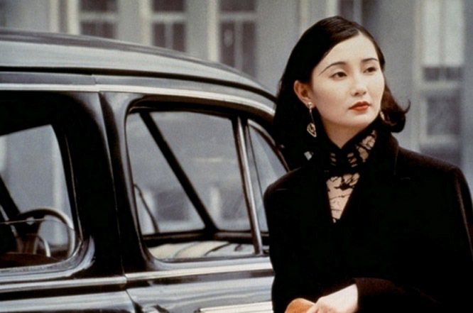 關錦鵬於1992年推出《阮玲玉》，找來張曼玉飾演上海傳奇女星阮玲玉。美術指導朴若...