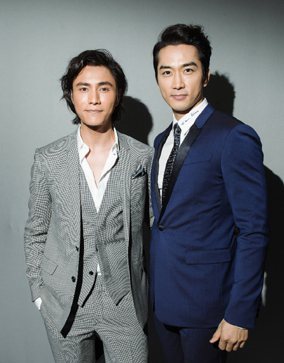 陳坤(左)與宋承憲出席Dior Homme秋冬巴黎男裝周發表。圖／Dior Homme提供