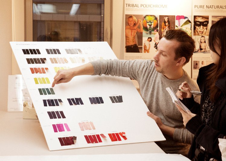 Color Department：H&M擁有3,500種色彩，每年持續新...
