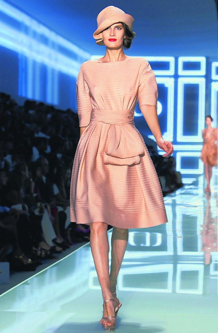 Dior明年春夏在Dior各種經典元素裡找靈感。圖／歐新社