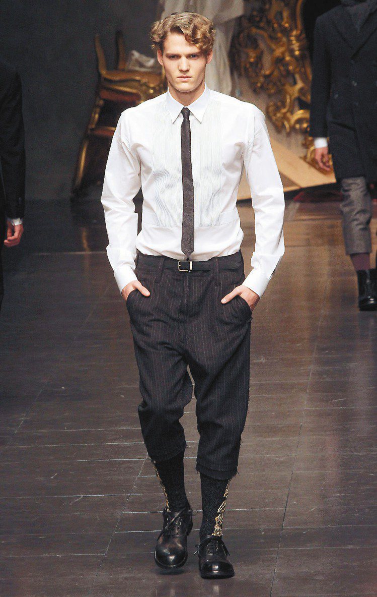 Dolce & Gabbana秋冬新裝展現義大利男生的瀟灑與自在。圖／歐...