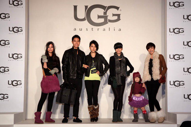 澳洲時尚品牌UGG全系列商品涵蓋男女靴、包和手套等。圖／藍鐘提供