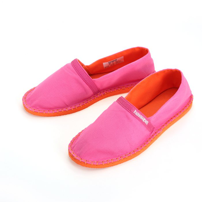 havaianas 限量 Soul Collection 懶人鞋粉色款。圖／havaianas提供