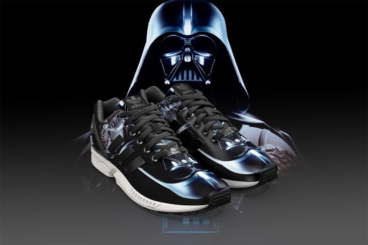 adidas Originals的「mi ZX Flux Photo Print」App推出「星際大戰Star Wars」圖騰系列，要讓影迷訂製專屬《星際大戰》的ZX Flux鞋款。圖／GQ提供
