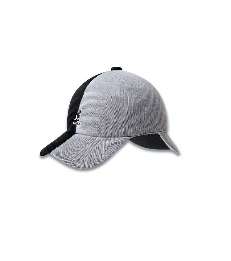 雙帽沿棒球帽，定價1980元。圖／/Kangol提供