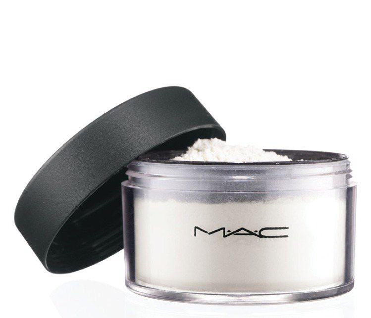 M.A.C PRO專業定妝蜜粉。圖／M.A.C提供