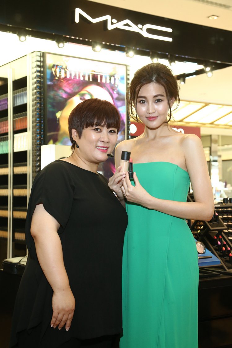 SUL（左）為韓國女星李孝利、尹恩惠御用彩妝師。圖／M.A.C提供
