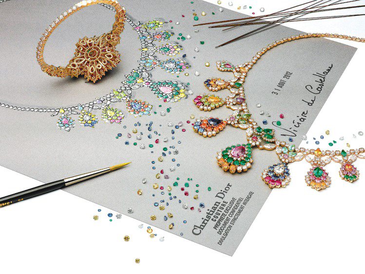 Cher Dior系列Majestueuse系列彩寶項鍊，18K黃金鑲嵌鑽石、粉紅剛玉、藍寶石、祖母綠、翠榴石、帕拉依巴碧璽等，約2,200萬元。Cher Dior系列從寶石配色到如高級訂製服般的製作工藝，是向Dior先生致敬之作。圖／Dior提供