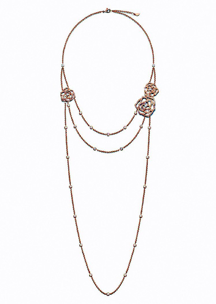 Piaget Rose蕾絲長項鍊，18K玫瑰金，鑲飾373顆圓形美鑽，建議售價112萬元。圖／伯爵提供