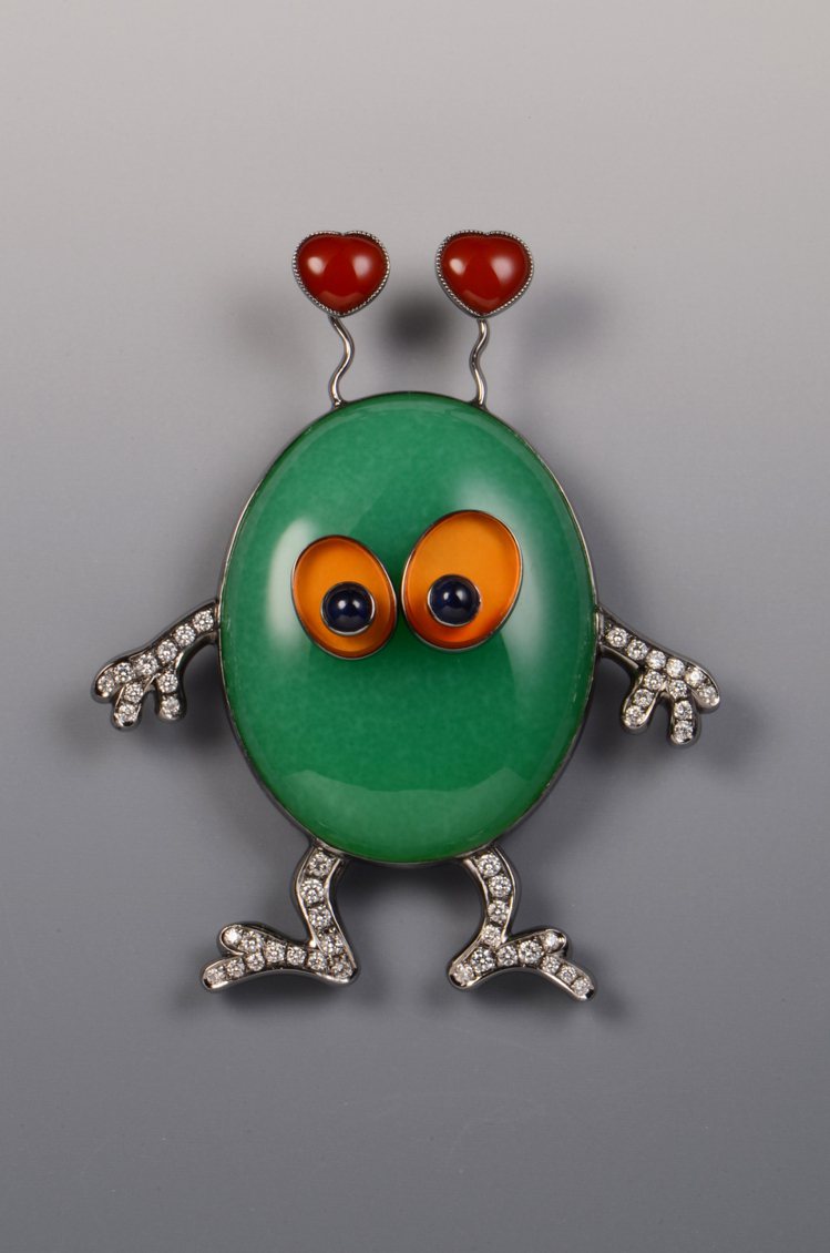 龔遵慈2015年珠寶設計展- 綠色小怪物。圖╱龔遵慈提供