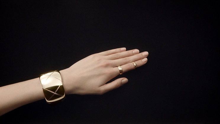 香奈兒Coco Crush金飾系列，包括戒指、手環等。圖／Chanel提供