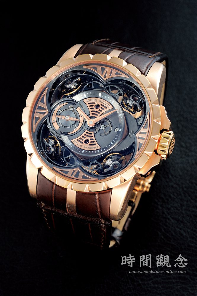 Excalibur Quatuor玫瑰金腕錶
RD101手上鍊機芯∕18K玫瑰金材質∕錶徑48mm∕時、分指示∕40小時動力儲存指示∕四擒縱差動系統∕日內瓦印記∕藍寶石水晶鏡面、底蓋∕防水30米。圖／時間觀念提供