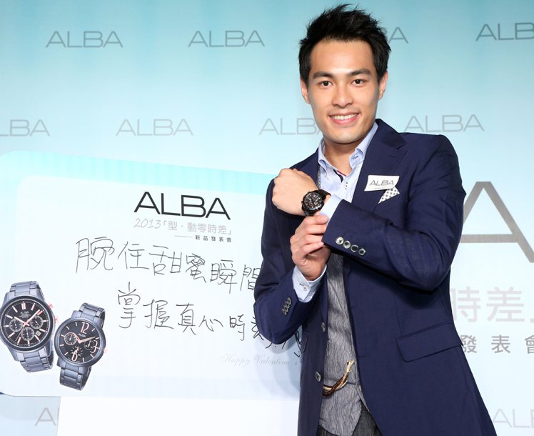 日本個性流行腕表品牌ALBA今夏推出「活力運動風」、「時尚型男風」、及「率性俏女...