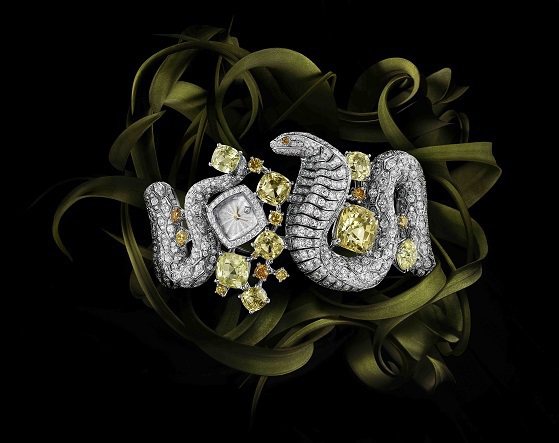 卡地亞蛇形手鐲式珠寶腕表。圖／Cartier提供