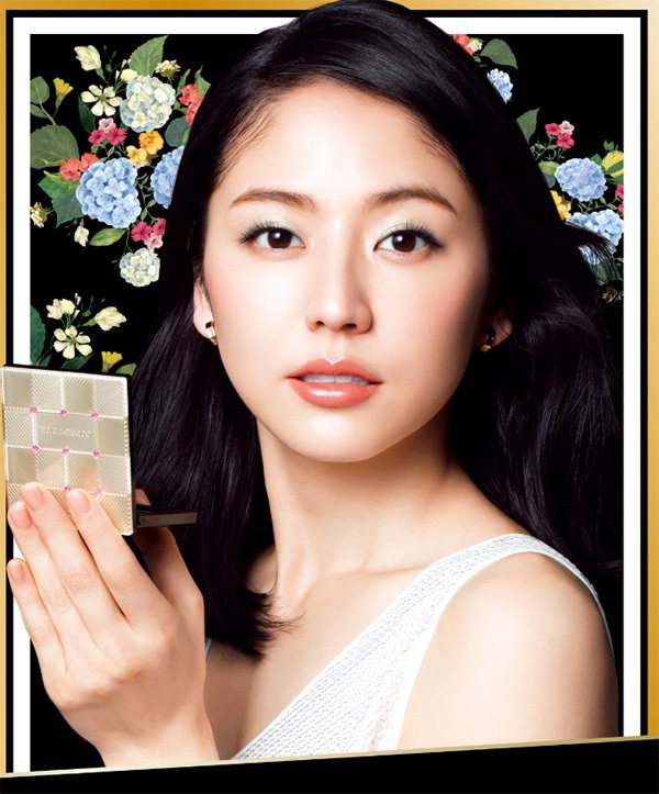 長澤雅美為佳麗寶COFFRET D'OR春夏妝系列代言人。圖／佳麗寶提供