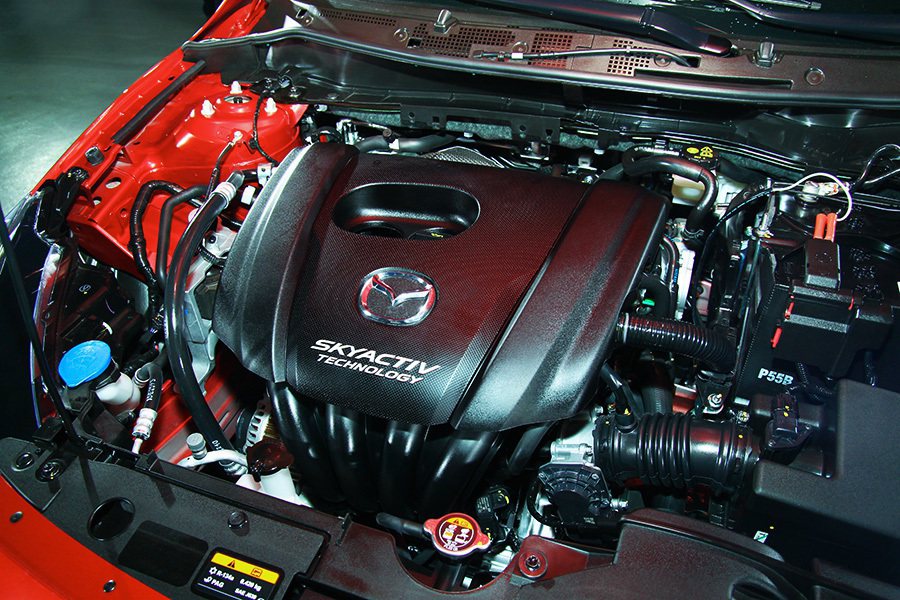 Mazda2搭載1.5升SKYACTIVE-G汽油引擎、106匹馬力及14.2公...