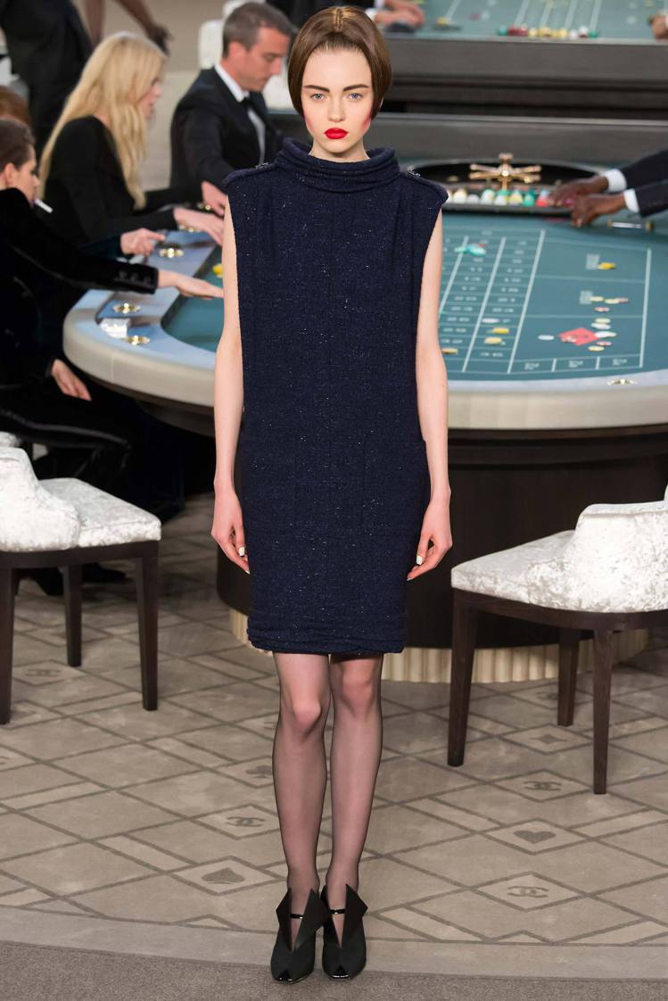 香奈兒在巴黎發表的2015秋冬高級訂製服。圖／擷自style.com