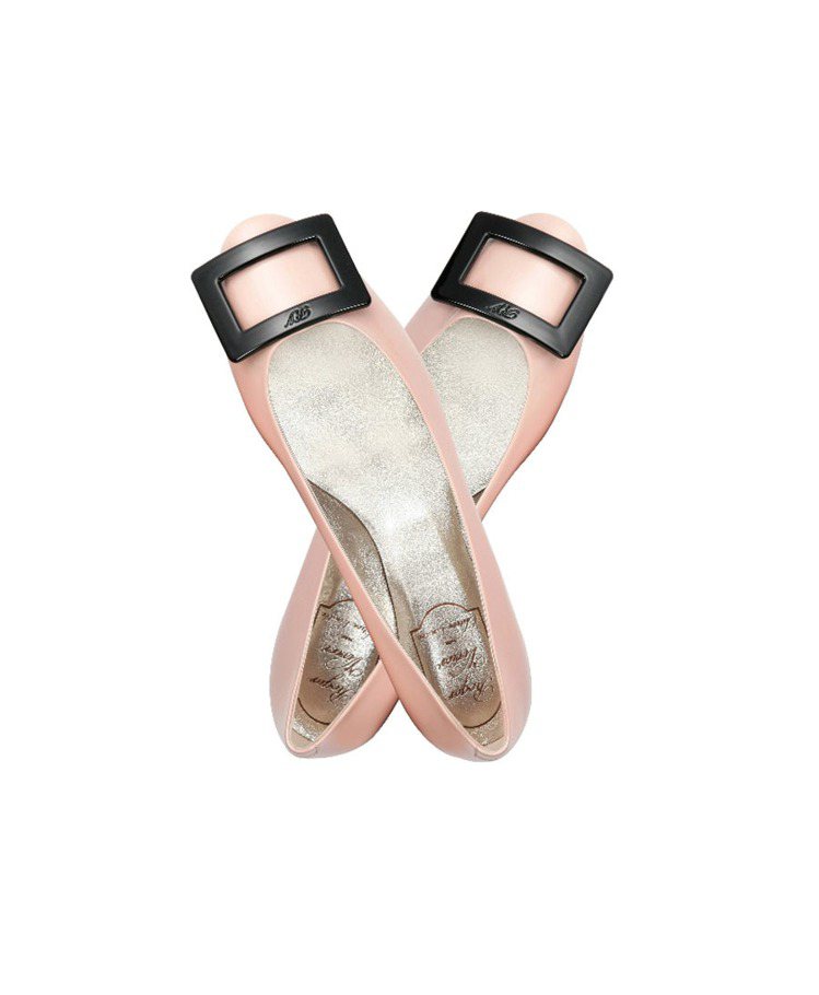 Roger Vivier全球獨家Gommette芭蕾舞鞋，20,900元。圖／迪生提供