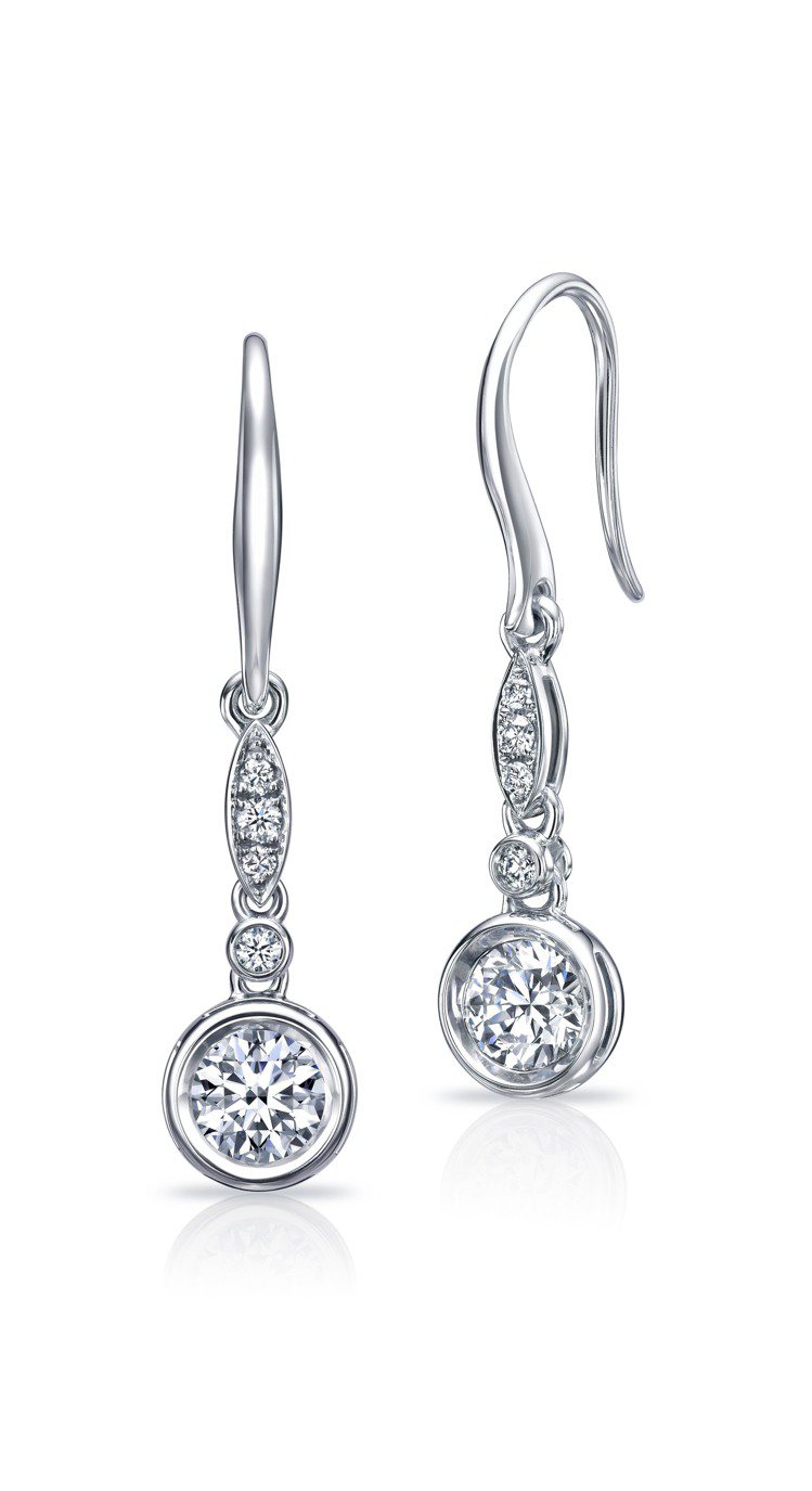 Infini Love Diamond lconic系列，18K白金鑽石耳環66,800元起。圖╱點睛品提供