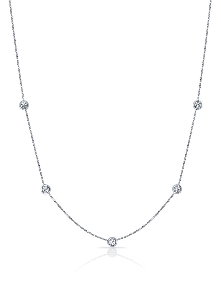 Infini Love Diamond lconic系列，18K白金鑽鍊58,700元起。圖╱點睛品提供
