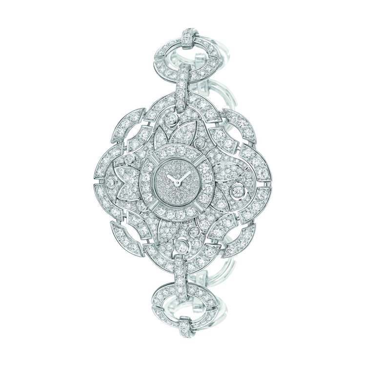 Particuliere腕表，18K白金鑲嵌明亮式切割鑽石。建議售價871萬6,000元。圖／香奈兒提供